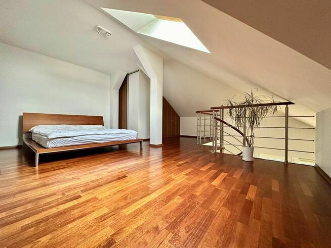 Przestronne Dwupoziomowe Mieszkanie, Bez Prowizji