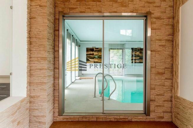 Luksusowa rezydencja z basenem