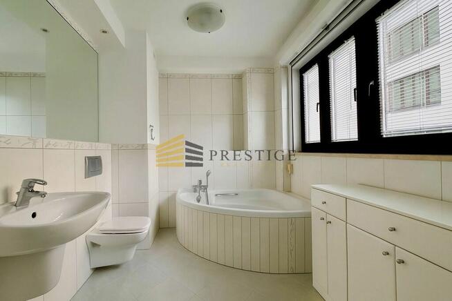 Lokal biurowy w centrum Warszawy - 240m2