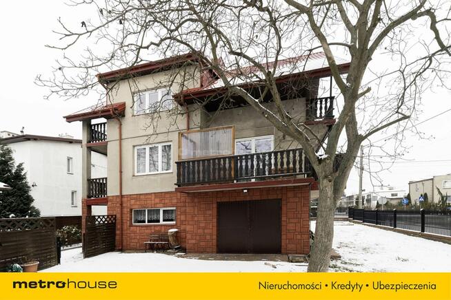 Wolnostojący dom w Andrespolu