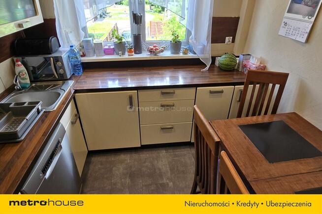 Piękne duże z własnym ogrodem !!!