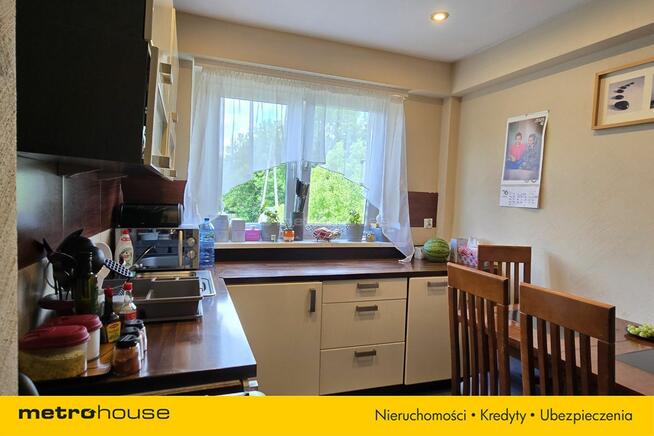 Piękne duże z własnym ogrodem !!!