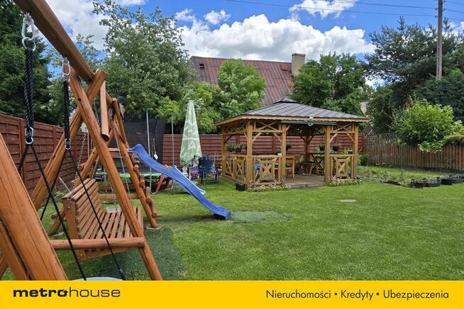 Piękne duże z własnym ogrodem !!!