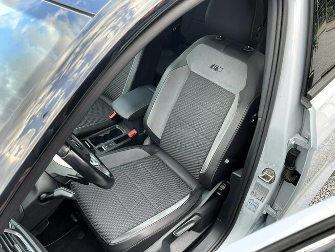 Volkswagen T-Roc R-Line,LED, Klima, Navi, Akt. Temp, Asystenci, CarPlay, Kamera Cofania