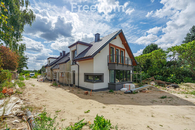 Dom bliźniak w Gołkowie nowy i solidny