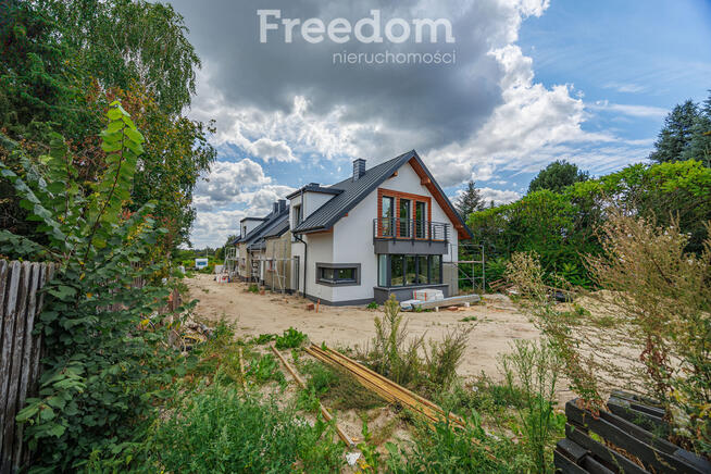 Dom bliźniak w Gołkowie nowy i solidny