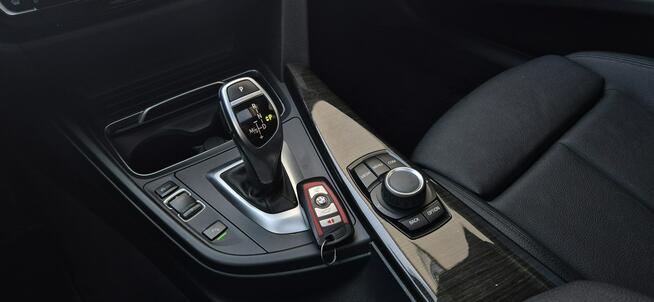 BMW 330 Zarejestrowany