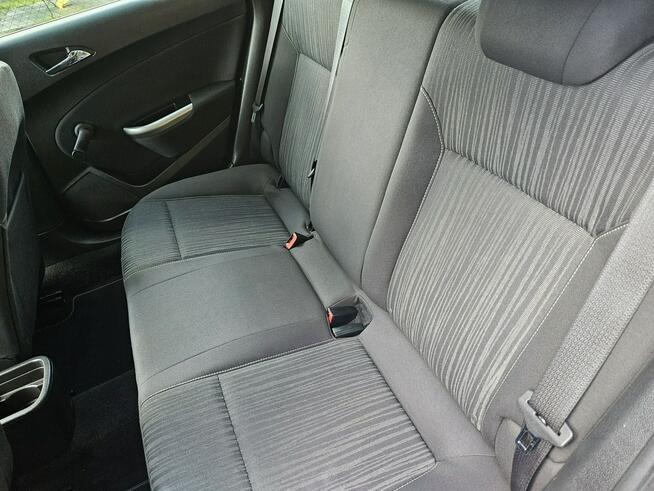 Opel Astra Klimatyzacja / Podgrzewane fotele i kierownica / Tempomat