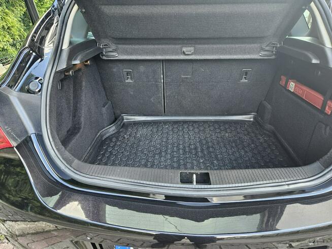 Opel Astra Klimatyzacja / Podgrzewane fotele i kierownica / Tempomat