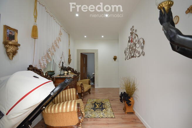 Dom wolnostojący na dużej działce