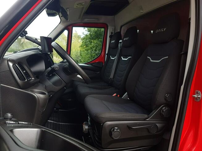 Iveco Daily 50C18 V DAILY 12EP PLANDEKA FIRANKA 5,11x2,45x2,35 SPANIE DMC 3500KG SKRZYNIA