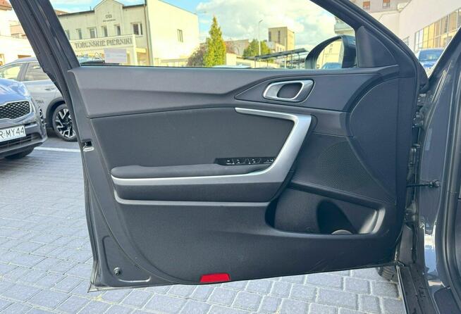 Kia XCeed WYPRZEDAŻ/Pakiet Zimowy/18 cali felgi/FV23%/ Demo dealera/