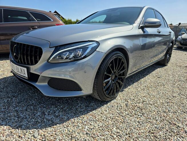 Mercedes C 200 2.0 185psBenz Klimatronic LED Xenon Navi Alusy 19 Avantgarde Gwarancja