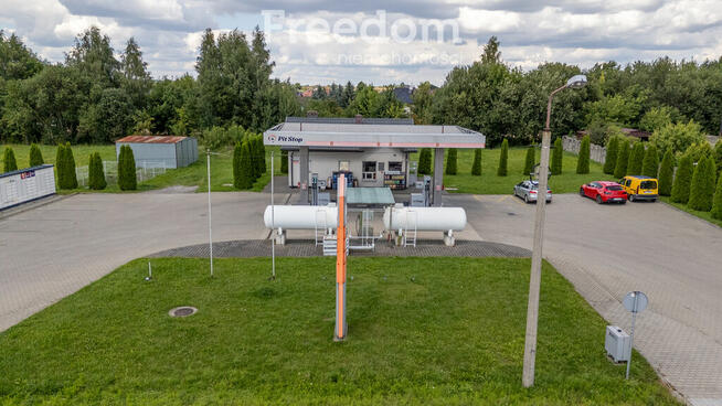 Wolbrom -działka inwestycyjna + stacja paliw
