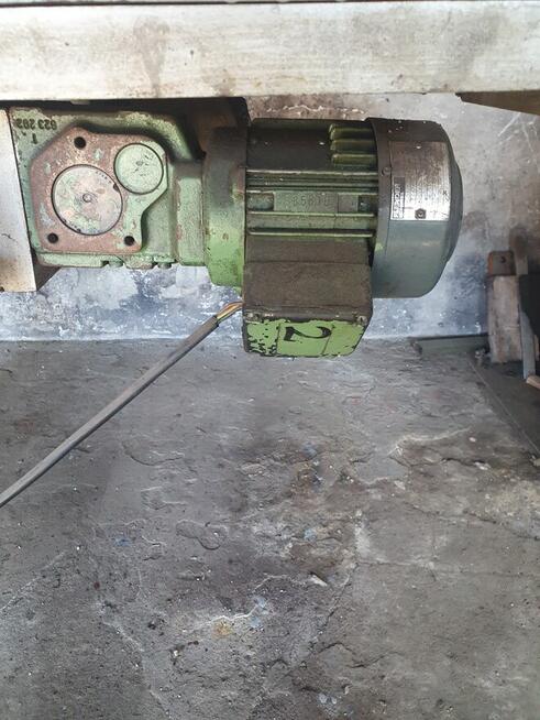 piec przelotowy moc 10 KW.