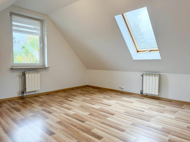 Dom z pięknym ogrodem w dzielnicy Stradom