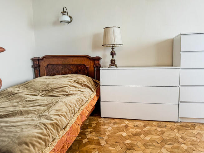 Wyjątkowe 2 pokoje z możliwością przerobienia na 3 – widok n