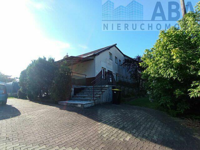 Lokal gastronomiczno-hotelowy - Giewartów