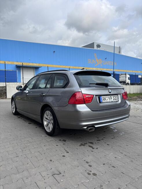 Sprzedam BMW serii 3 e91 lift 2.0 D 184 km