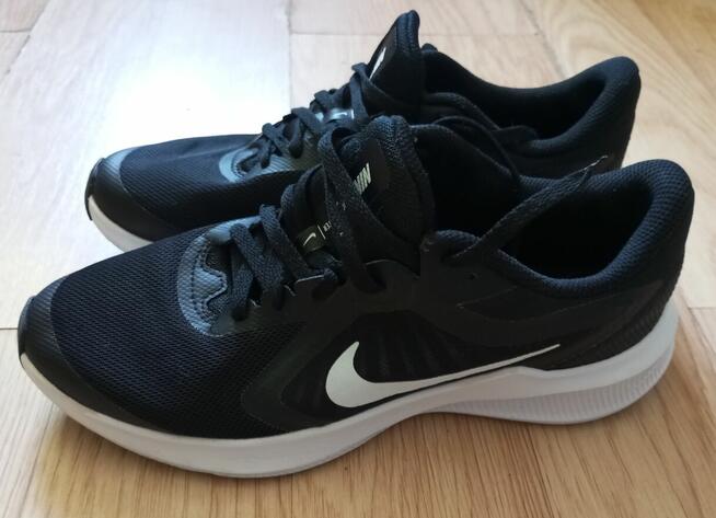 Nowe buty firmy Nike