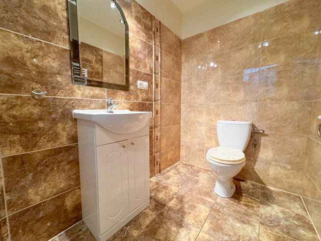 Dom z pięknym ogrodem w dzielnicy Stradom