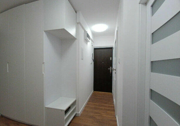 3 pokoje z balkonem po remoncie, blisko metra - Bielany