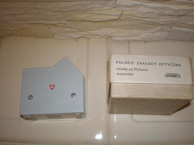 Sprzedam lupę powiększalnikową 9861 używaną, stan dobry.