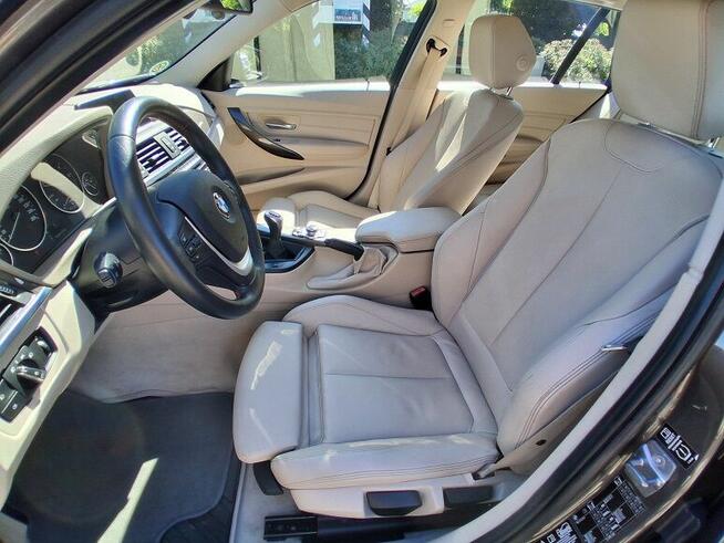 BMW 320d 184KM Modern X-Drive Jasne Skóry Navi El klapa Zare