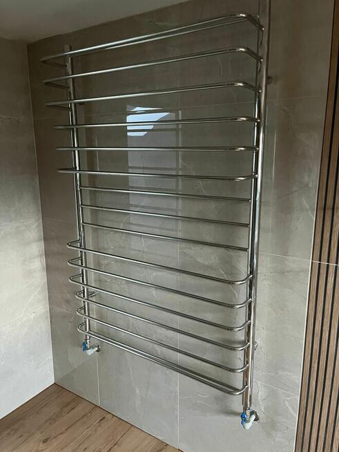 Grzejniki łazienkowe ze stali nierdzewnej