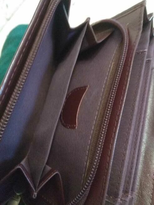 Duży portfel damski skórzany w klasycznym stylu