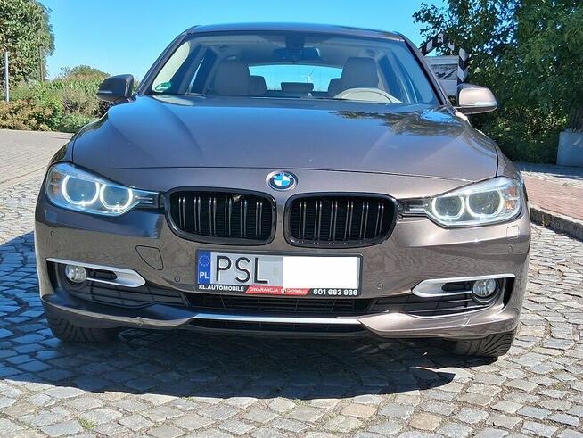 BMW 320d 184KM Modern X-Drive Jasne Skóry Navi El klapa Zare