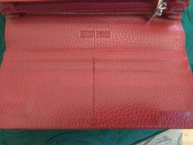 Portfel damski skórzany w kolorze bordo