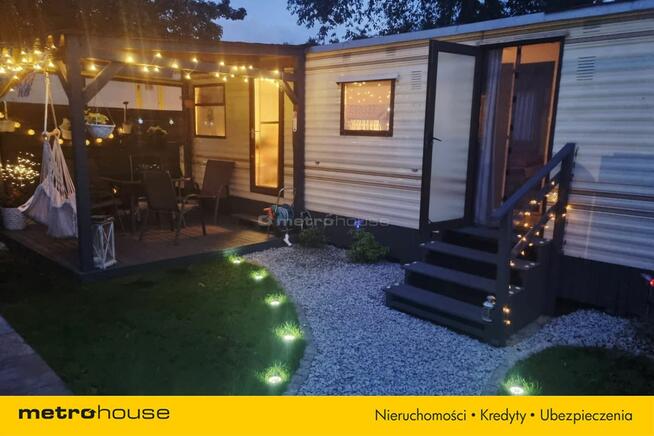 Domek holenderski przy jeziorze Pławniowice