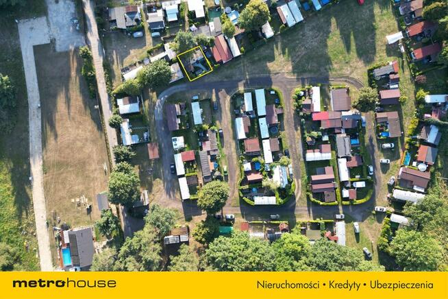 Domek holenderski przy jeziorze Pławniowice