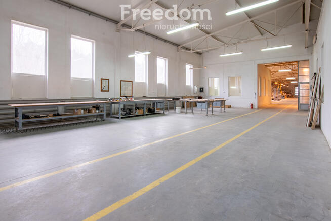 Hala produkcyjno-przemysłowa z zapleczem socjalnym