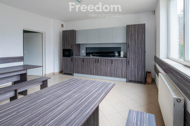 Hala produkcyjno-przemysłowa z zapleczem socjalnym