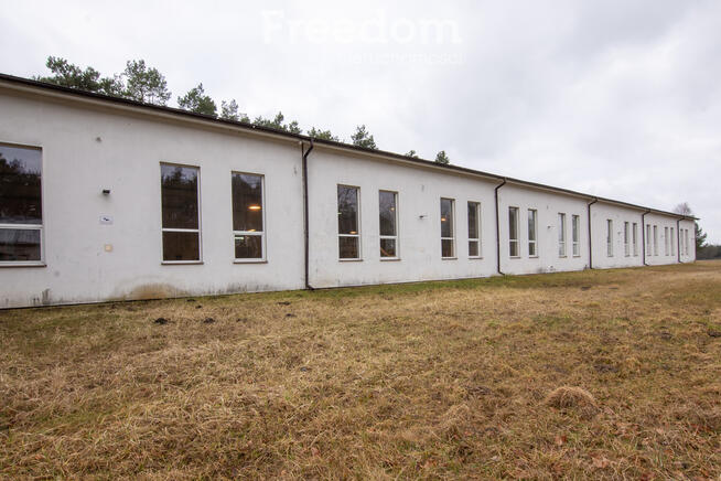 Hala produkcyjno-przemysłowa z zapleczem socjalnym