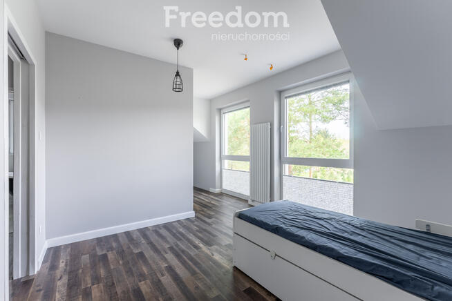 Nowoczesny bliźniak z ogrodem i garażem Baszkówka