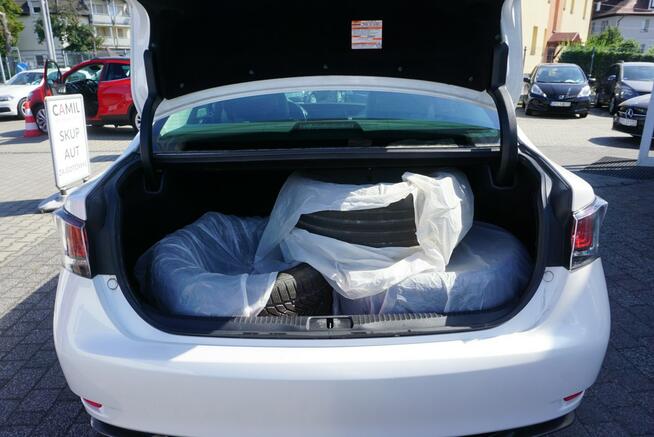 Lexus GS polski salon, wersja elegance