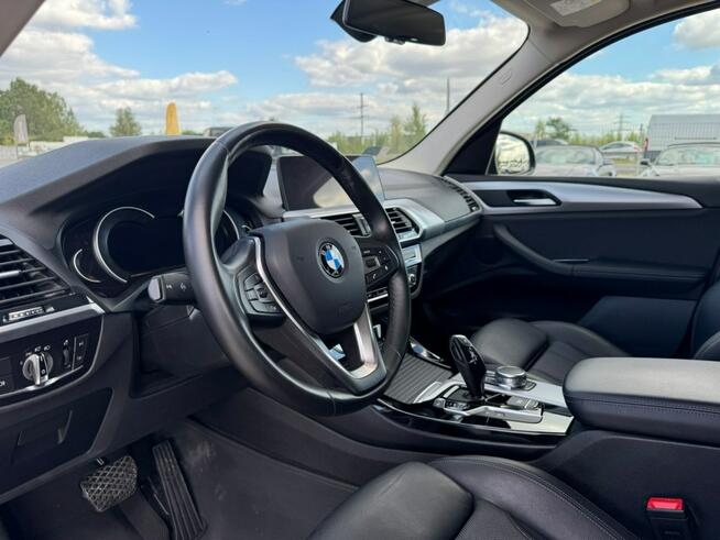 BMW X3 Tempomat / Nawigacja / Podgrzewane fotele / Asystent uwagi / FV marża