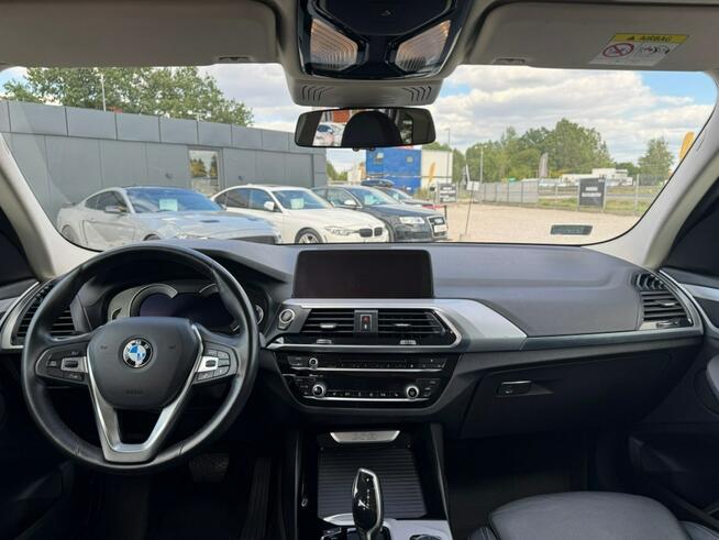 BMW X3 Tempomat / Nawigacja / Podgrzewane fotele / Asystent uwagi / FV marża