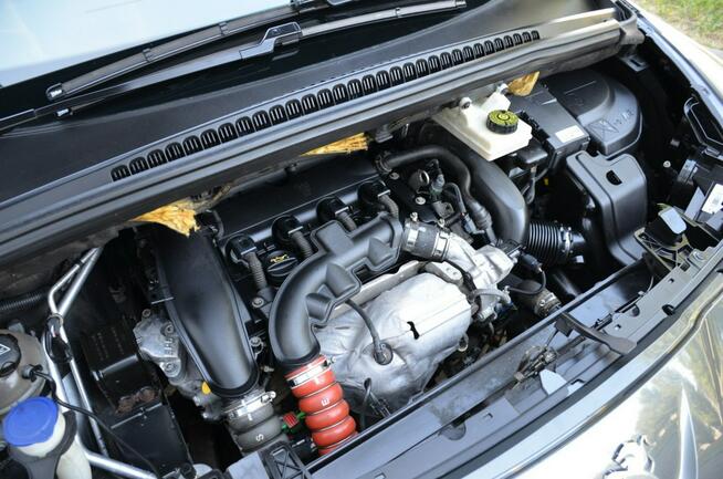 Peugeot 5008 Zarejestrowany 1.6T Serwis Lift Navi Panorama Alu Gwarancja