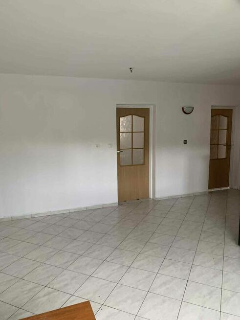 mieszkanie 60 m na osiedlu domów 1-rodzinnych wynajmę