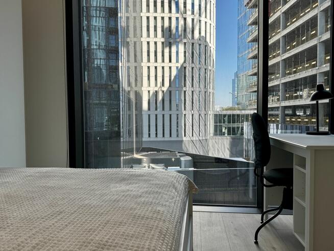 Komfortowe 2 pokoje Towarowa Towers przy Skyliner&HUB