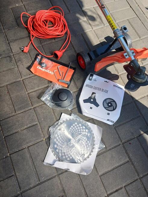 Kosa elektryczna DAEWOO DABC 1750E ODBIÓR OSOBISTY