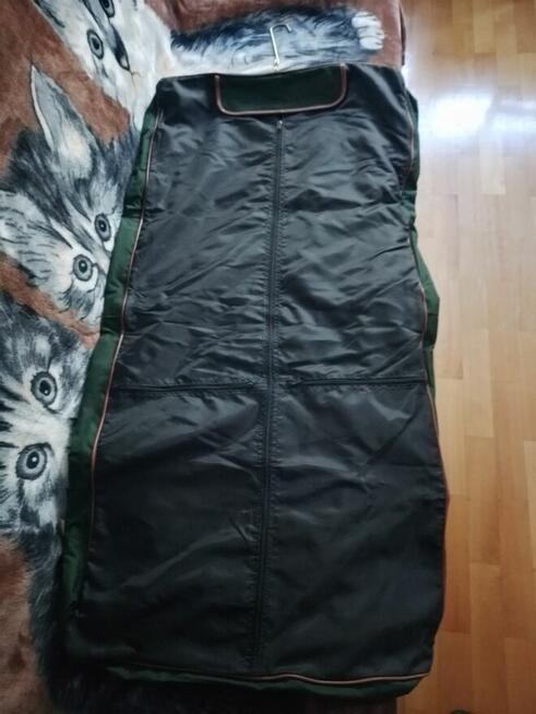 Torba, pokrowiec na ubrania