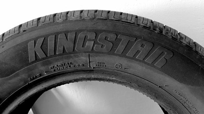 Sprzedam komplet używanych opon w bardzo dobrym stanie