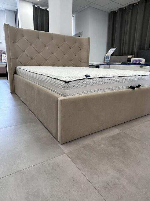 Łóżko tapicerowane 160x200 z pojemnikiem