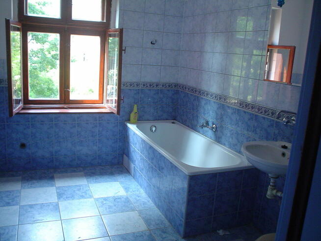 Sprzedam kmienicę z 6-ma mieszkaniami w Bytomiu