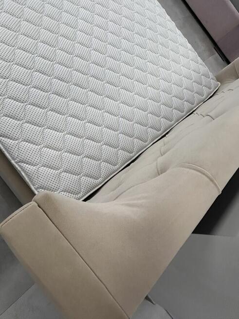 Łóżko tapicerowane 160x200 z pojemnikiem